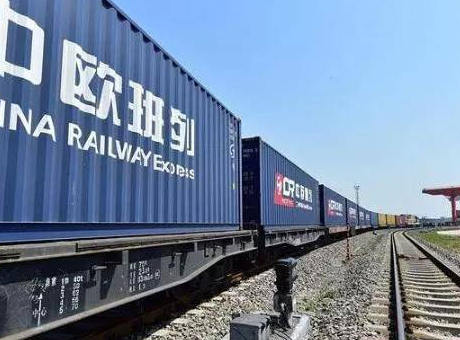 “空鐵陸?！倍嗍铰?lián)運(yùn)，河南正走在開放的前沿