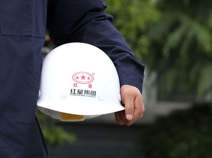 紅星機(jī)器開工忙，我們都是追夢人！